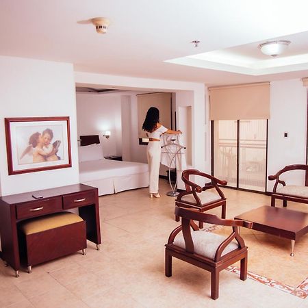 Hotel Plaza Las Americas 卡利 外观 照片