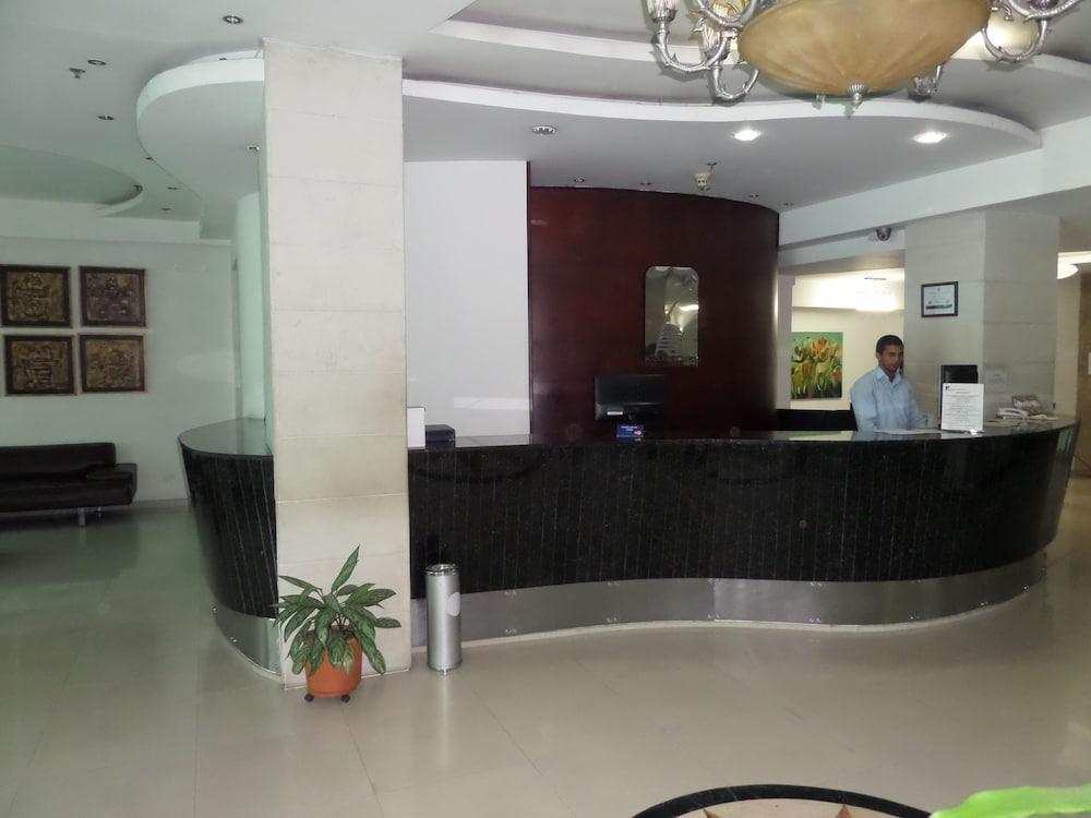 Hotel Plaza Las Americas 卡利 外观 照片