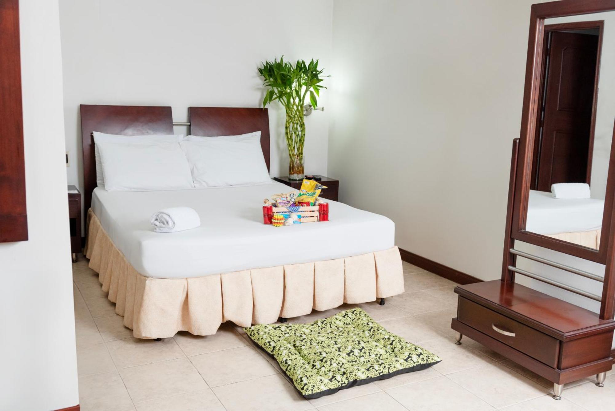 Hotel Plaza Las Americas 卡利 外观 照片