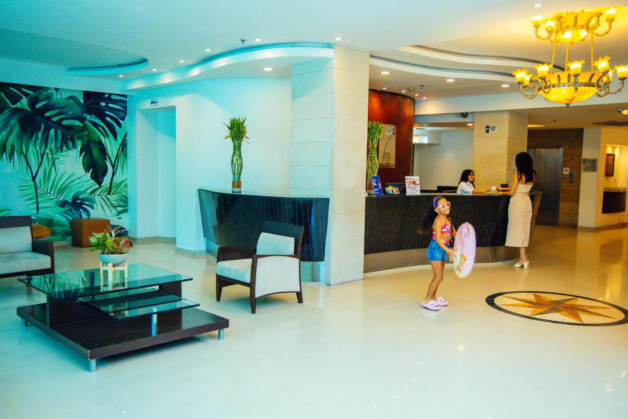 Hotel Plaza Las Americas 卡利 外观 照片