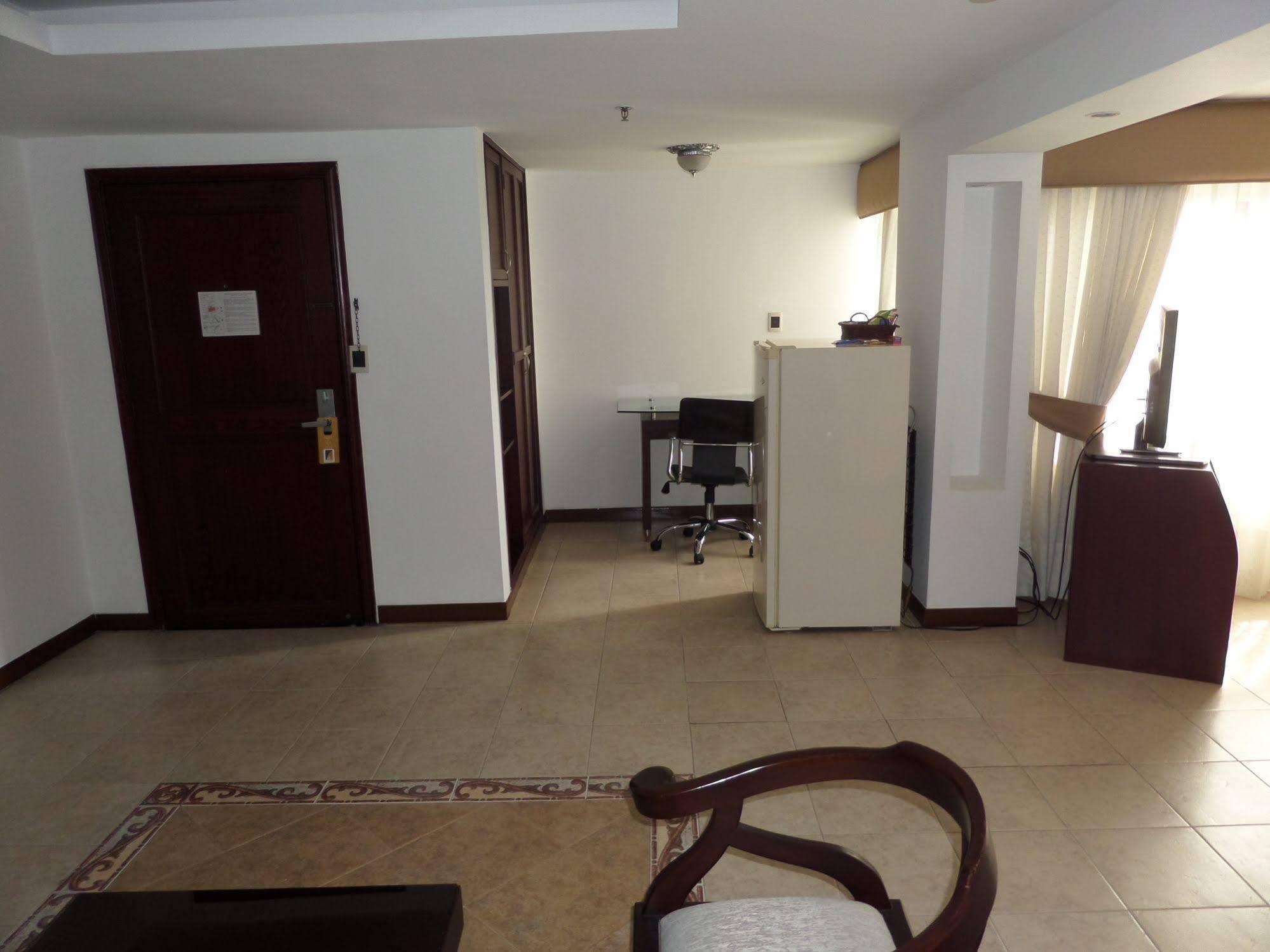 Hotel Plaza Las Americas 卡利 外观 照片